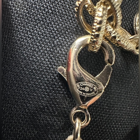 *AUTHENTIC* CHANEL Pearl Necklace 100th anniversary edition - Picture 5 of 6